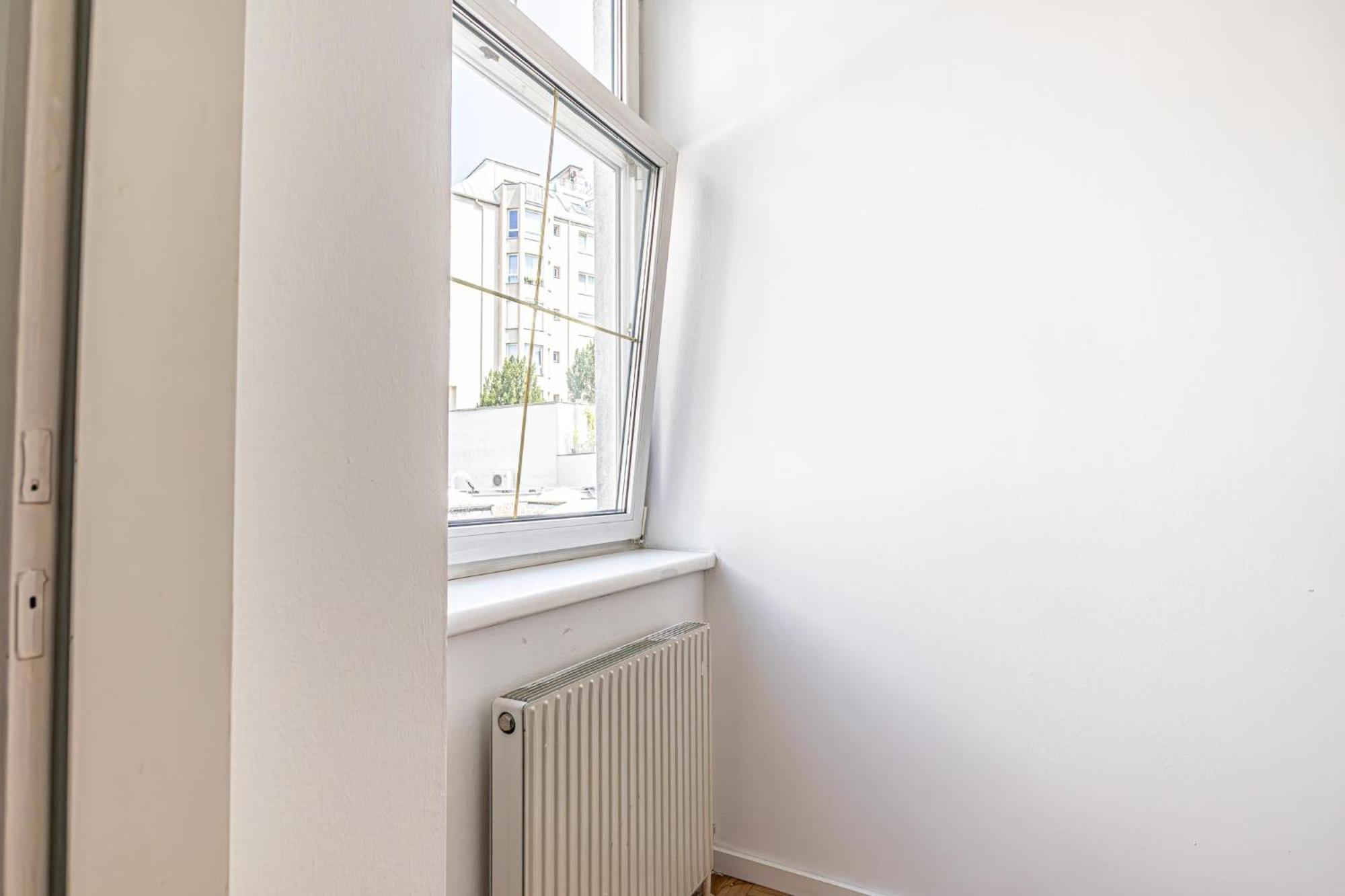 Near Schoenbrunn - Economy Rooms In Shared Apartment At Meidling Train Station Βιέννη Εξωτερικό φωτογραφία