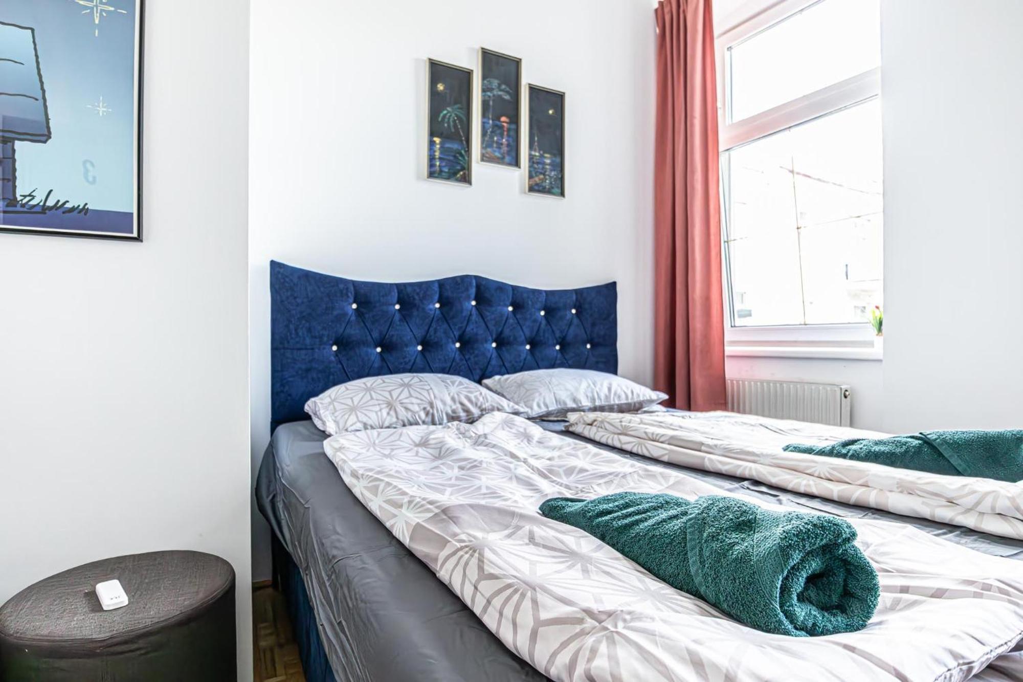 Near Schoenbrunn - Economy Rooms In Shared Apartment At Meidling Train Station Βιέννη Εξωτερικό φωτογραφία