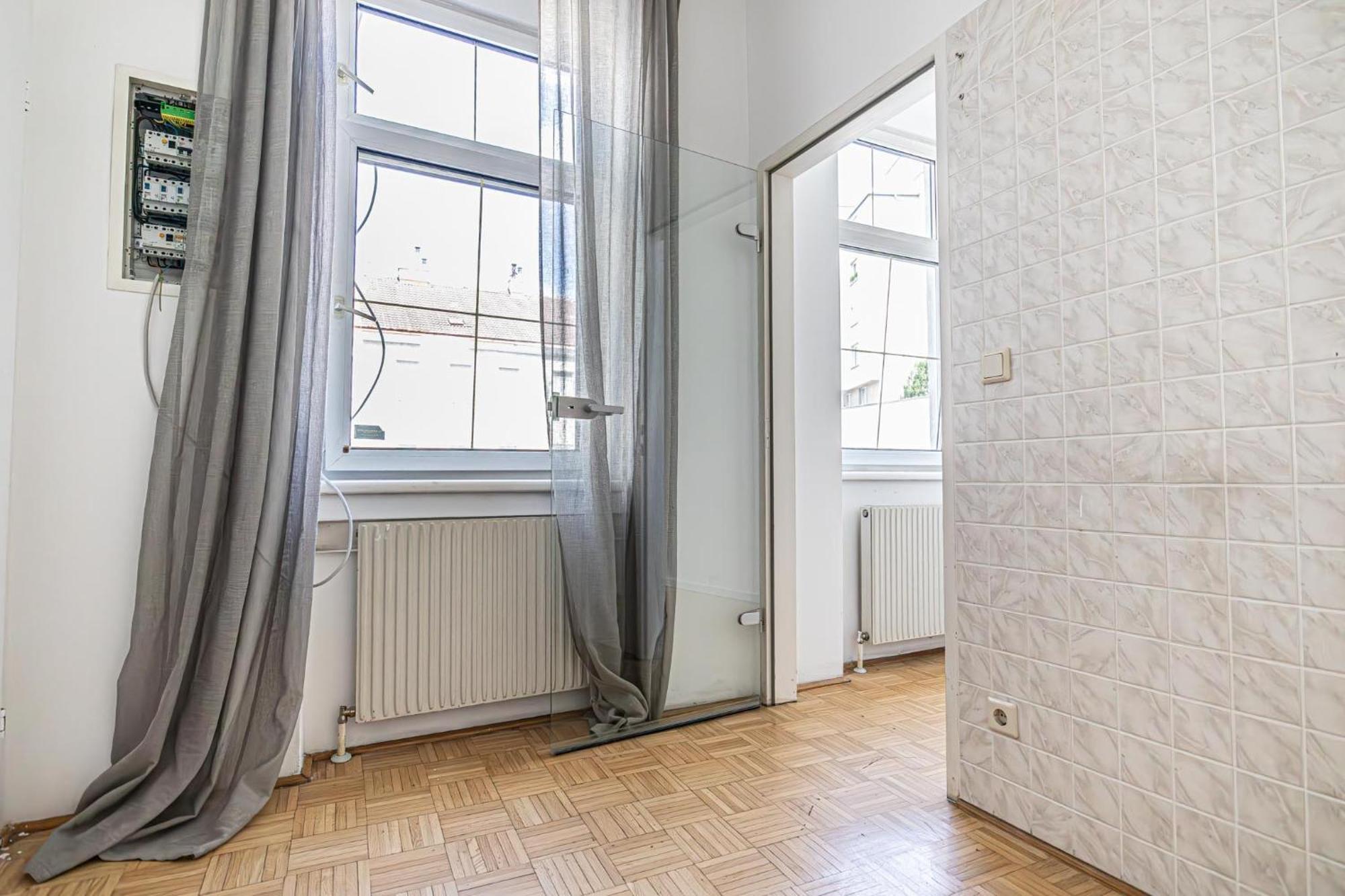 Near Schoenbrunn - Economy Rooms In Shared Apartment At Meidling Train Station Βιέννη Εξωτερικό φωτογραφία