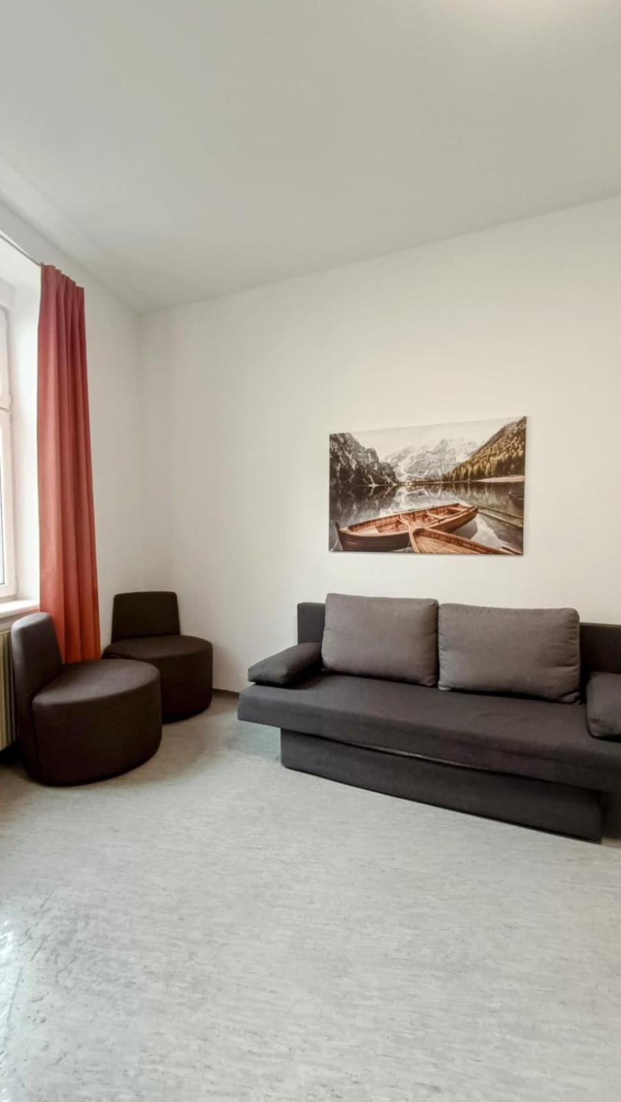 Near Schoenbrunn - Economy Rooms In Shared Apartment At Meidling Train Station Βιέννη Εξωτερικό φωτογραφία