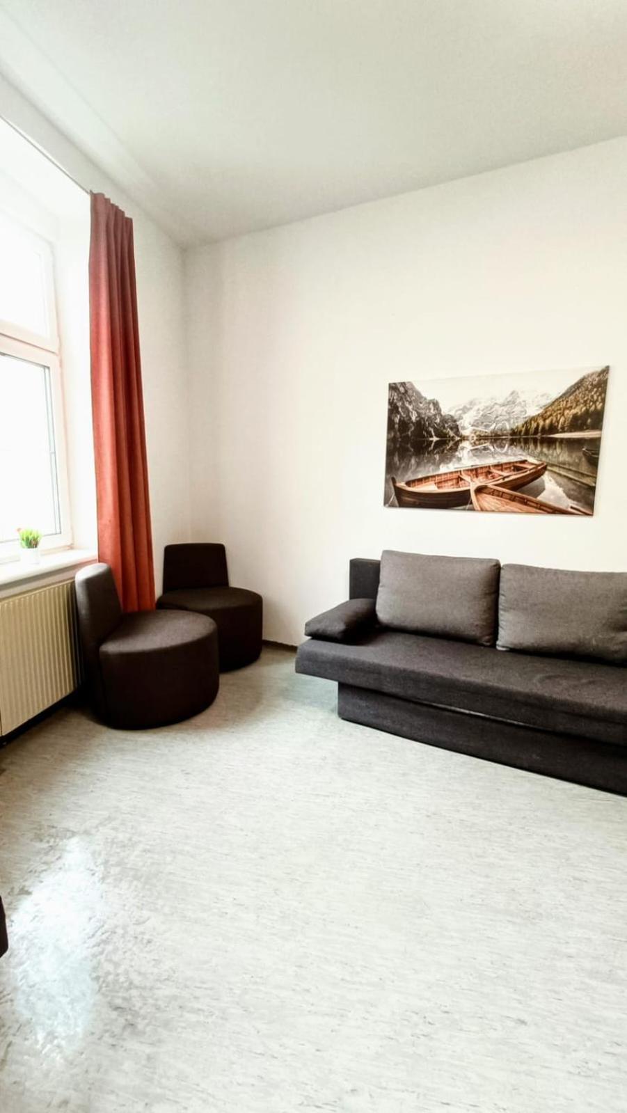 Near Schoenbrunn - Economy Rooms In Shared Apartment At Meidling Train Station Βιέννη Εξωτερικό φωτογραφία
