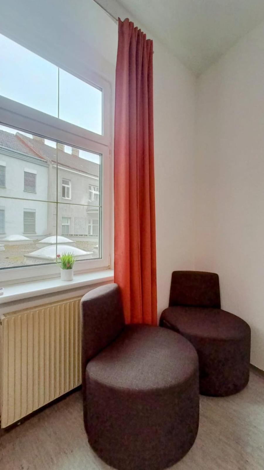 Near Schoenbrunn - Economy Rooms In Shared Apartment At Meidling Train Station Βιέννη Εξωτερικό φωτογραφία