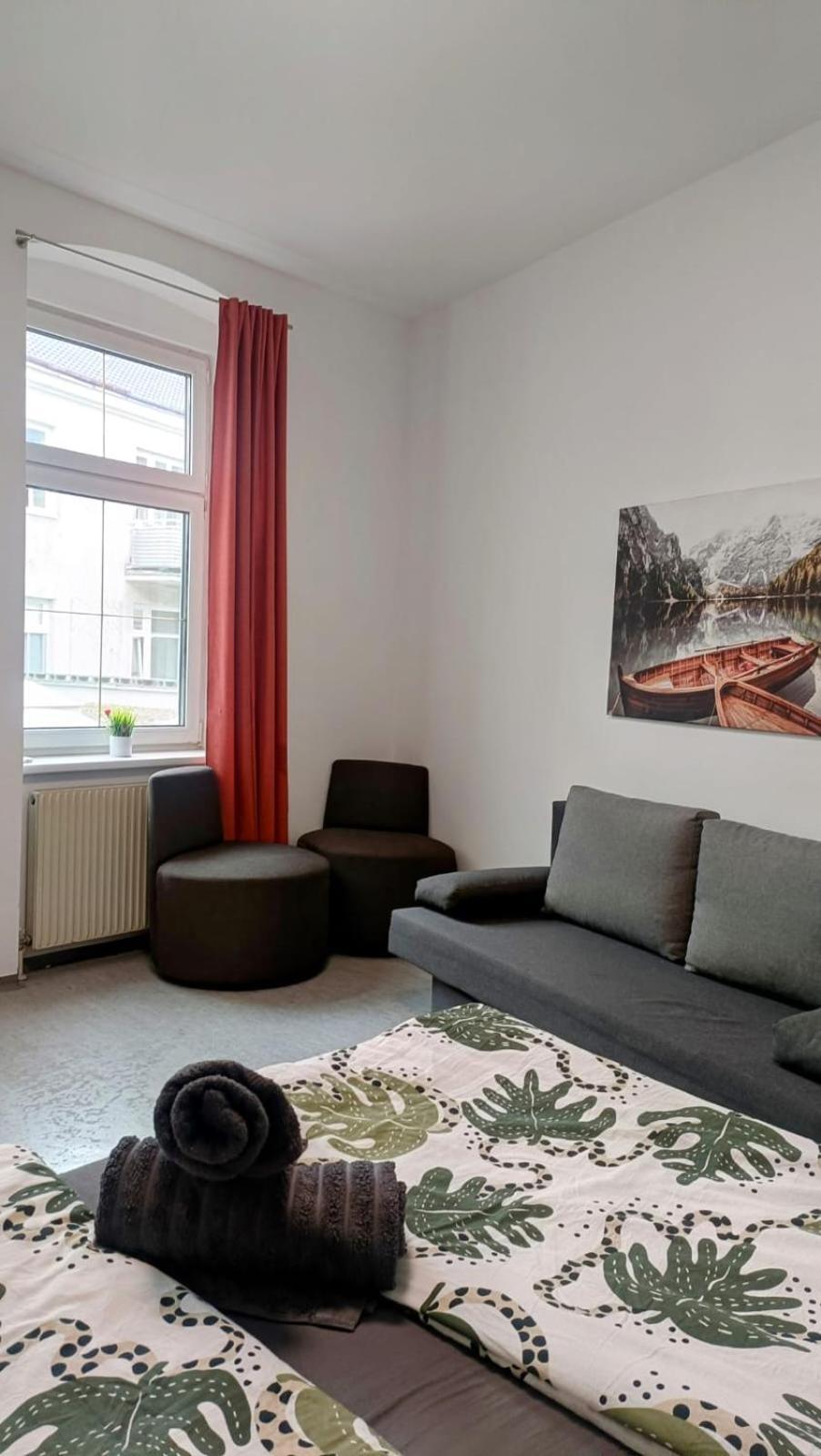 Near Schoenbrunn - Economy Rooms In Shared Apartment At Meidling Train Station Βιέννη Εξωτερικό φωτογραφία