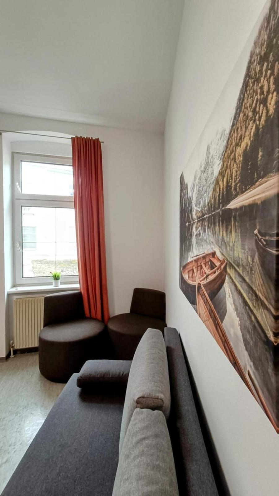 Near Schoenbrunn - Economy Rooms In Shared Apartment At Meidling Train Station Βιέννη Εξωτερικό φωτογραφία
