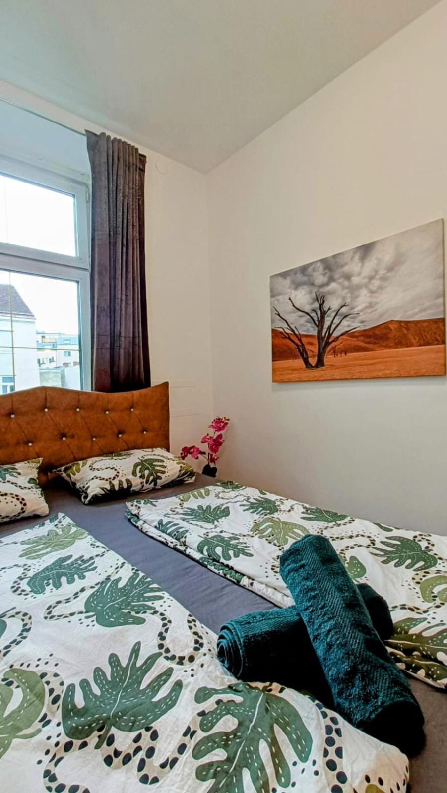Near Schoenbrunn - Economy Rooms In Shared Apartment At Meidling Train Station Βιέννη Εξωτερικό φωτογραφία