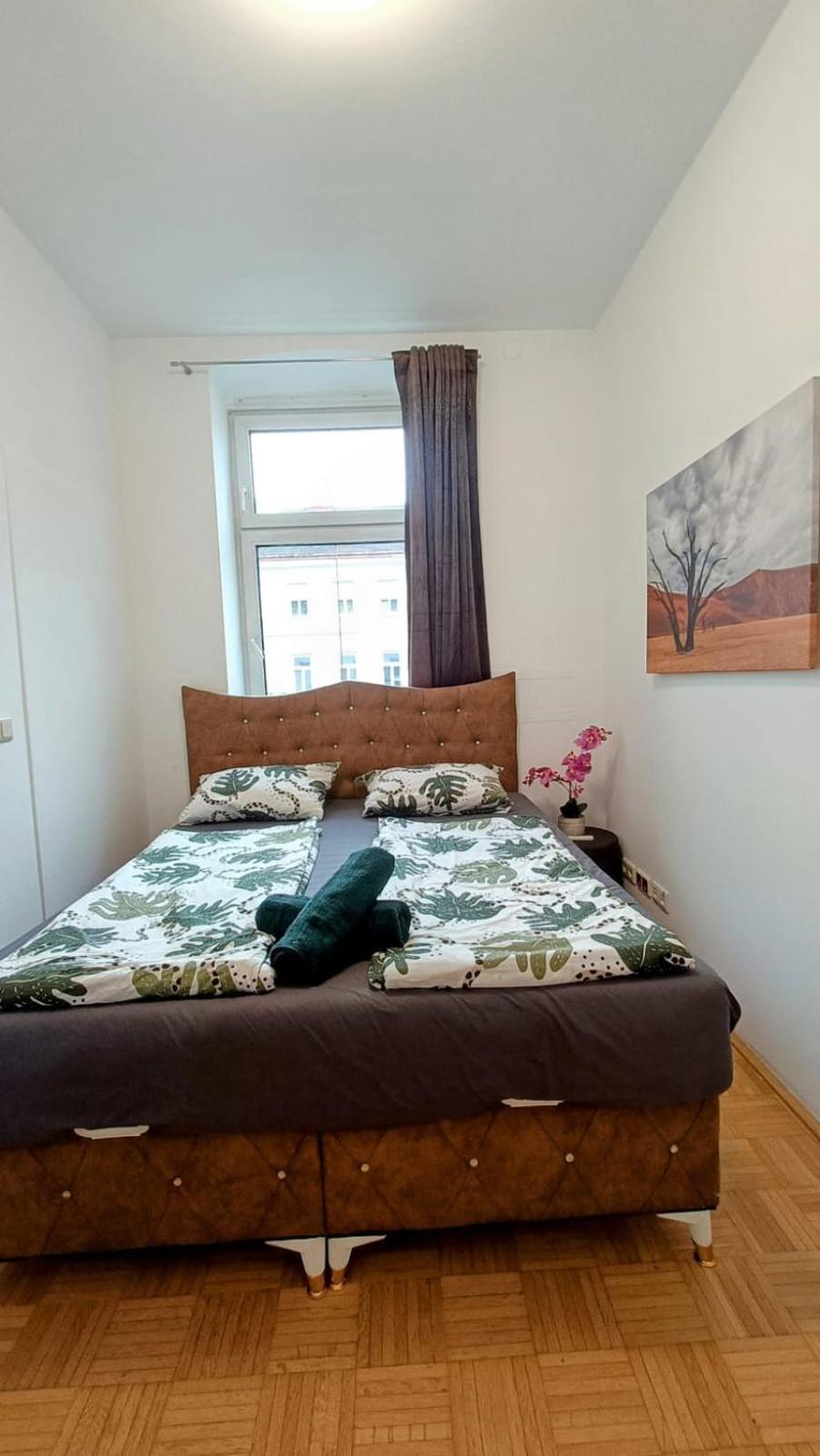 Near Schoenbrunn - Economy Rooms In Shared Apartment At Meidling Train Station Βιέννη Εξωτερικό φωτογραφία